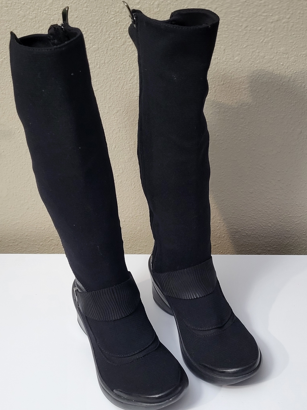Bzees Black Over-the-Knee Stretch Boots with Elastic Shaft Size 6